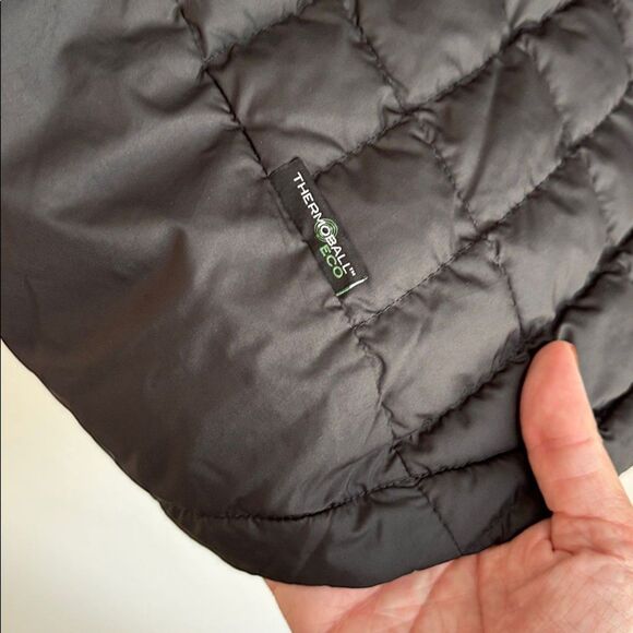 North Face Thermoball Eco primaloft Black Quilted lightweight puffer Jacket LG - Picture 13 of 13